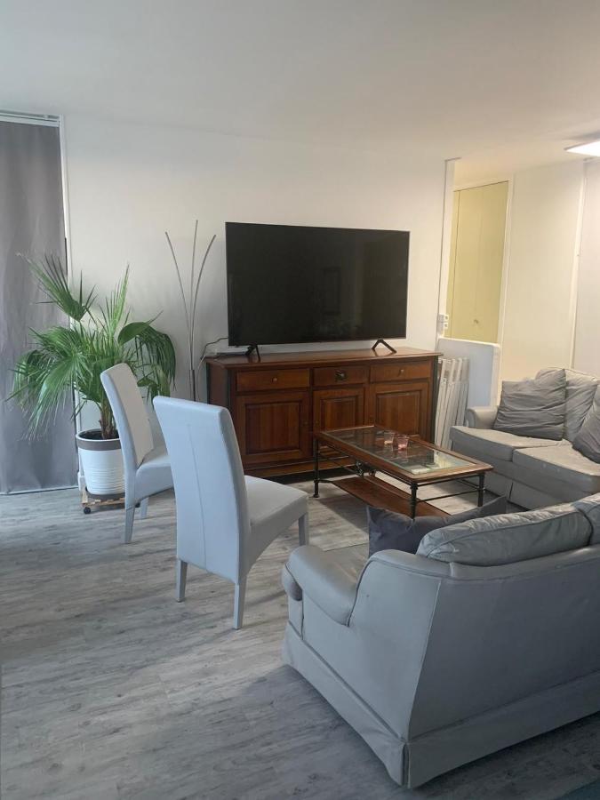 Grand Appartement Proche De Paris Chilly-Mazarin Exterior photo